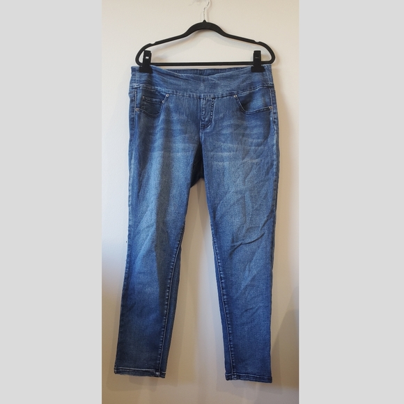 EUC Counterparts Denim skinny ankle jeans, size 14, faded/washed denim blue - Picture 2 of 7